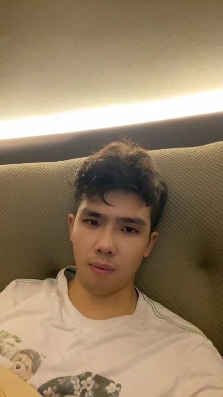 阿龙设计师的第一张照片--内江交友中心